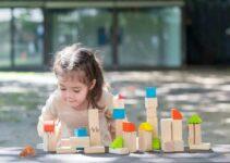 Gioco ad incastro in legno variopinto Gioco Montessori per bambini